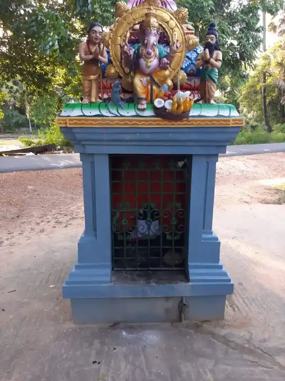 Arulmigu Muthalamman Temple, Ayyethurai - 607003 அருள்மிகு முத்தாலம்மன் திருக்கோயில், Ayyethurai - 607003, Cuddalore - Ancient Temple Architecture and History Image 4