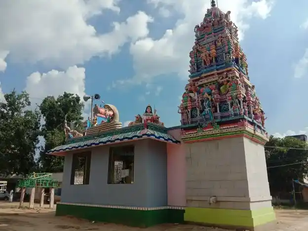 Arulmigu Muthalamman Temple, Kambiliyampatti - 624306 அருள்மிகு முத்தாலம்மன் திருக்கோயில், Kambiliyampatti - 624306, Dindigul - Ancient Temple Architecture and History Image 4