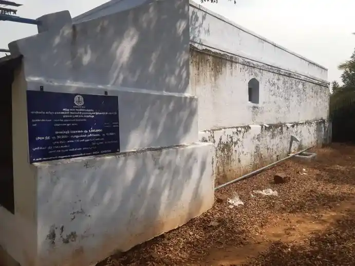 Arulmigu Muthalamman Temple, Muthugoundanur - 638312 அருள்மிகு முத்தாலம்மன் திருக்கோயில், Muthugoundanur - 638312, Erode - Ancient Temple Architecture and History Image 2