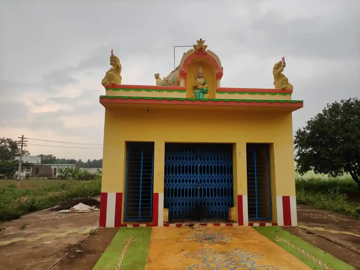 Arulmigu Muthalamman Temple, Pachamalaiyankottai - 624707 அருள்மிகு முத்தாலம்மன் திருக்கோயில், Pachamalaiyankottai - 624707, Dindigul - Ancient Temple Architecture and History Image 2