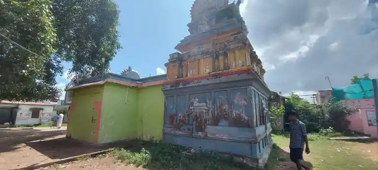 Arulmigu Muthalamman Temple, Periyakiramam - 635901 அருள்மிகு முத்தாலம்மன் திருக்கோயில், பெரியகிராமம் - 635901, Ranipet - Ancient Temple Architecture and History Image 4