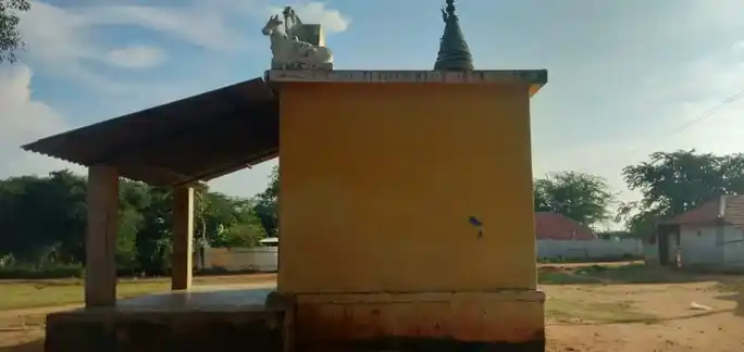 Arulmigu Muthalamman Temple, Porunthaloor - 621313 அருள்மிகு முத்தாலம்மன் திருக்கோயில், Porunthaloor - 621313, Karur - Ancient Temple Architecture and History Image 6