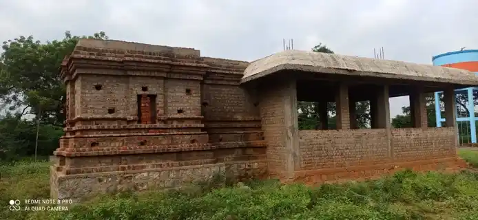 Arulmigu Muthalamman Temple, Sadayampatti - 621307 Arulmigu Muthalamman Temple, Sadayampatti - 621307, Thiruchirappalli - Ancient Temple Architecture and History Image 2