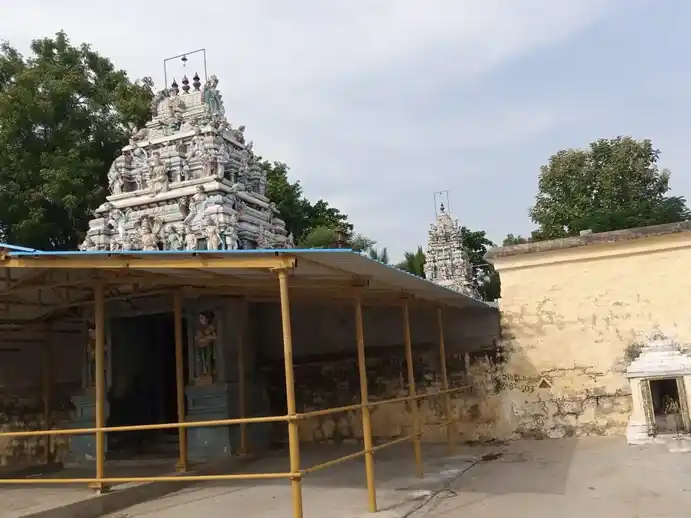 Arulmigu Muthalavazhiyamman Temple, Kalpattu - 605302