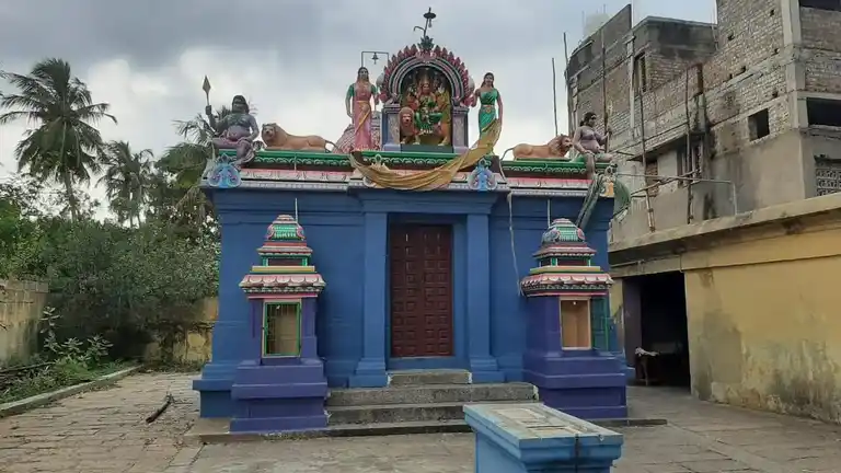 Arulmigu Muthalavazhiyamman Temple, Maharajapuram, Villupuram - 605602 அருள்மிகு முத்தாலவாழியம்மன் திருக்கோயில், Maharajapuram, Villupuram - 605602, Viluppuram - Ancient Temple Architecture and History Image 4