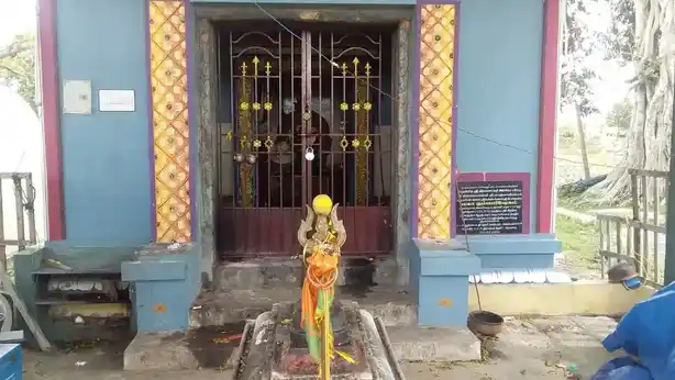 Arulmigu Muthaliappa Iyyanaar Temple, Venmanacheri - 611103 அருள்மிகு முதலியப்ப அய்யனார் திருக்கோயில், Venmanacheri - 611103, Nagapattinam - Ancient Temple Architecture and History Image 2