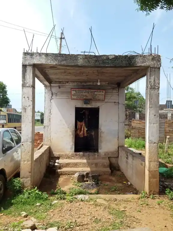 Arulmigu Muthallamman Temple, Kalaivanar Nagar, Alanganallure - 625501