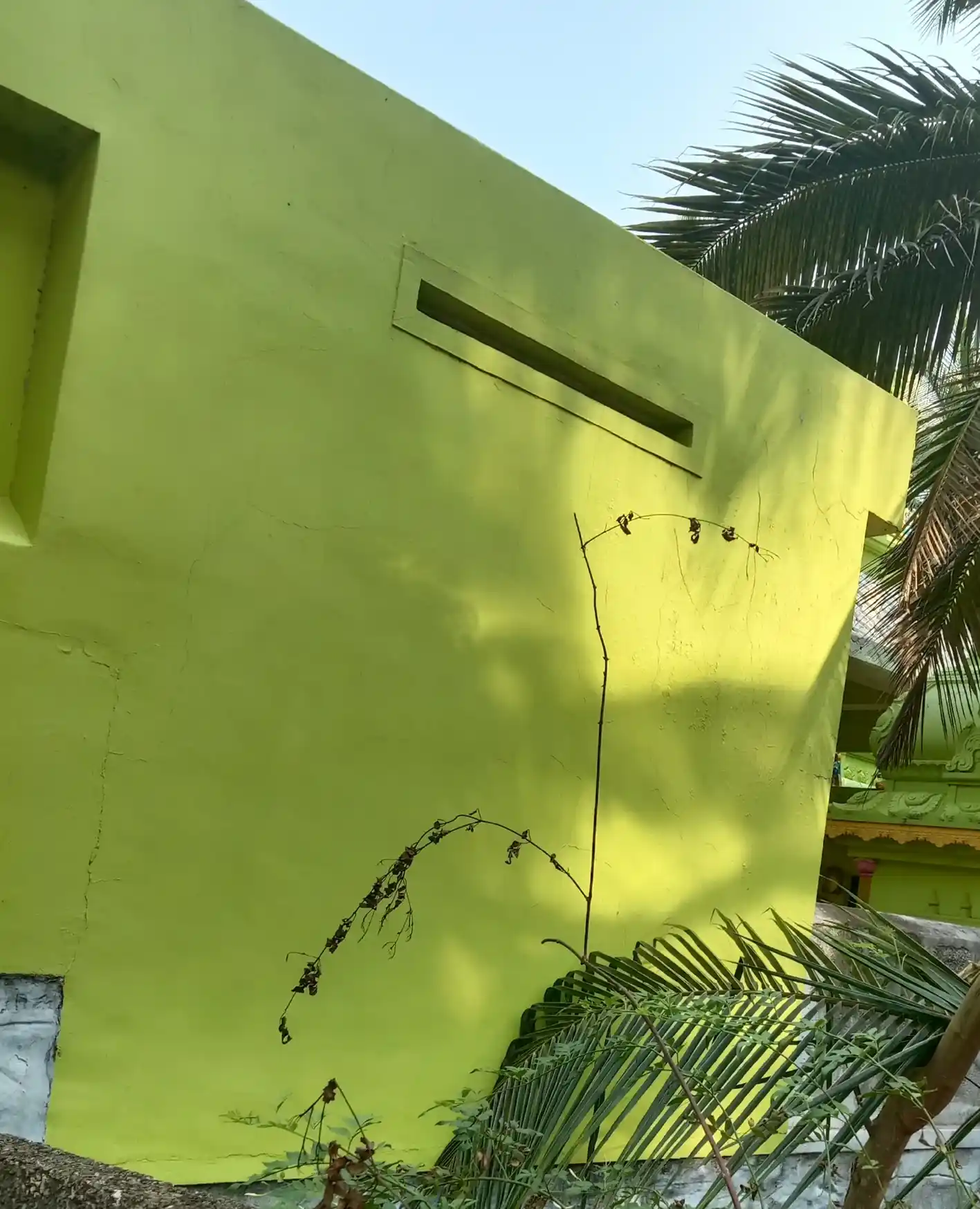 Arulmigu Mutharamman Temple, Nainaputhoor, Thengamputhoor - 629603 அருள்மிகு முத்தாரம்மன் திருக்கோயில், Nainaputhoor, Thengamputhoor - 629603, Kanyakumari - Ancient Temple Architecture and History Image 2