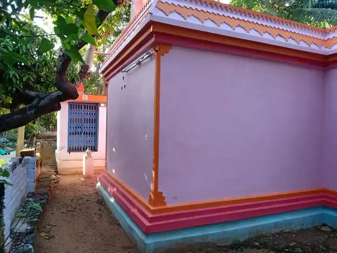 Arulmigu Mutharamman Temple, Valluvarpuram, South Soorankudi - 629501 அருள்மிகு முத்தாரம்மன் திருக்கோயில், Valluvarpuram, South Soorankudi - 629501, Kanyakumari - Ancient Temple Architecture and History Image 3