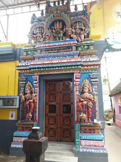 Arulmigu Mutharamman Temple, Veeravanallur - 627414 அருள்மிகு முத்தாரம்மன் திருக்கோயில், வீரவநல்லூர் - 627414, Tirunelveli - Ancient Temple Architecture and History Image 5