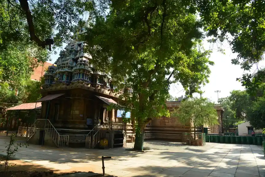 Arulmigu Mutheswarar Temple, Theppakulam West, Madurai - 625009 அருள்மிகு முத்தீஸ்வரர் திருக்கோயில், தெப்பக்குளம் மேற்கு, மதுரை - 625009, Madurai - Ancient Temple Architecture and History Image 2
