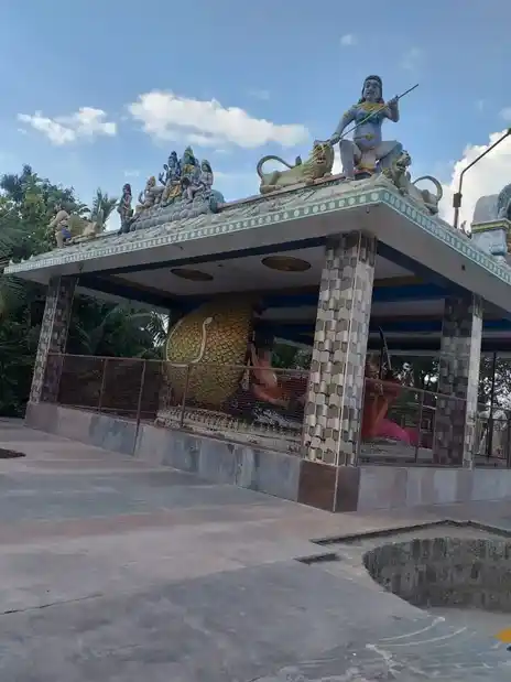 Arulmigu Muthi Pidari Swamy Temple, Near Bandahalli, Nekkundi - 636707 அருள்மிகு முத்தி பிடாரிசாமி திருக்கோயில், Near Bandahalli, Nekkundi - 636707, Dharmapuri - Ancient Temple Architecture and History Image 4