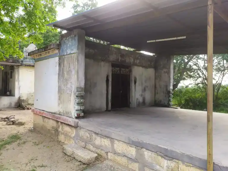 Arulmigu Muthiya Swamy Temple, Tunijapadi - 621716 அருள்மிகு முத்தையா சுவாமி திருக்கோயில், துணிஞ்சப்பாடி - 621716, Perambalur - Ancient Temple Architecture and History Image 4