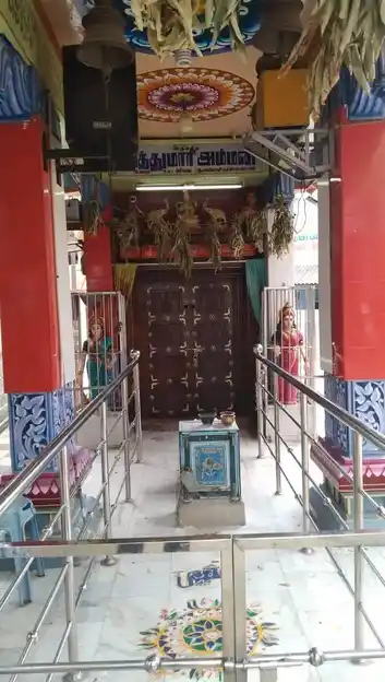 Arulmigu Muthmariamman Temple, Melaveeragavapuram - 627001 அருள்மிகு முத்துமாரியம்மன் திருக்கோயில், Melaveeragavapuram - 627001, Tirunelveli - Ancient Temple Architecture and History Image 3