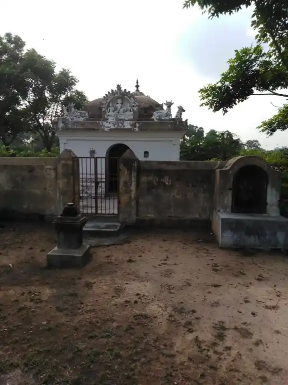 Arulmigu Muthu Ayyanar Temple, Vilathoti - 609204