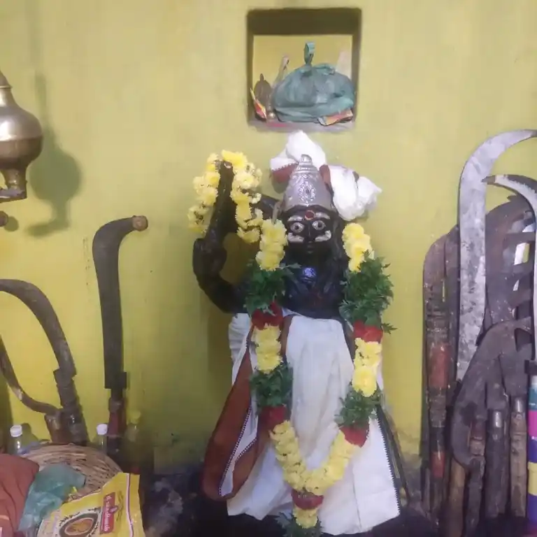 Arulmigu Muthu Karuppanasamy Temple, Kondayamaptti - 625221 அருள்மிகு முத்துகருப்பணசாமி திருக்கோயில், Kondayamaptti - 625221, Madurai - Ancient Temple Architecture and History Image 4