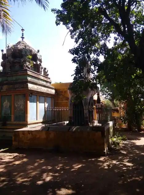 Arulmigu Muthu Karuppannaswamy Angalaeswari Amman Temple, Uthamapalayam - 625533 அருள்மிகு முத்து கருப்பண்ணசுவாமி அங்காள ஈஸ்வரி அம்மன் திருக்கோயில், உத்தமபாளையம் - 625533, Theni - Ancient Temple Architecture and History Image 4