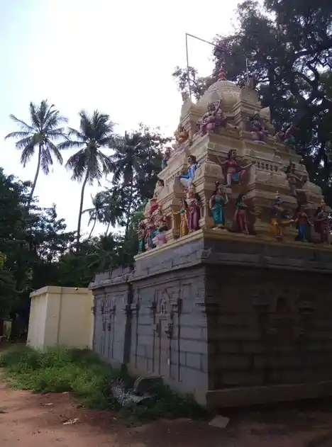 Arulmigu Muthu Karuppannaswamy Angalaeswari Amman Temple, Uthamapalayam - 625533 அருள்மிகு முத்து கருப்பண்ணசுவாமி அங்காள ஈஸ்வரி அம்மன் திருக்கோயில், உத்தமபாளையம் - 625533, Theni - Ancient Temple Architecture and History Image 5
