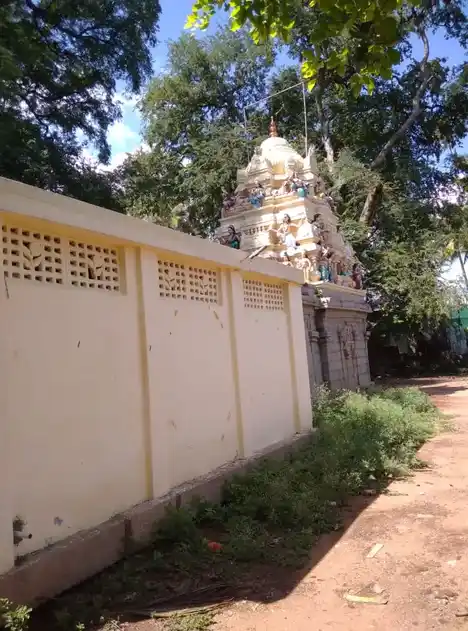 Arulmigu Muthu Karuppannaswamy Angalaeswari Amman Temple, Uthamapalayam - 625533 அருள்மிகு முத்து கருப்பண்ணசுவாமி அங்காள ஈஸ்வரி அம்மன் திருக்கோயில், உத்தமபாளையம் - 625533, Theni - Ancient Temple Architecture and History Image 8