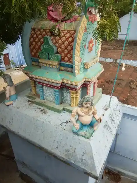 Arulmigu Muthu Mariamman Temple, Chathiram Puthukkulam, Chathiram Puthukkulam - 627358 அருள்மிகு முத்துமாரியம்மன் திருக்கோயில், சத்திரம்புதுக்குளம், சத்திரம்புதுக்குளம் - 627358, Tirunelveli - Ancient Temple Architecture and History Image 3