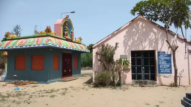 Arulmigu Muthu Mariamman Temple, Muthaliyarthoppu - 614808 அருள்மிகு முத்துமாரியம்மன் திருக்கோயில், Muthaliyarthoppu - 614808, Nagapattinam - Ancient Temple Architecture and History Image 3