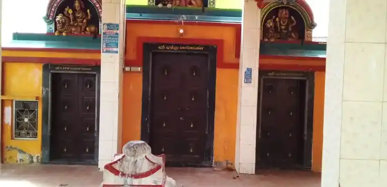 Arulmigu Muthu Mariamman Temple, Periyathazai - 628705 அருள்மிகு முத்துமாhரியம்மன் திருக்கோயில், Periyathazai - 628705, Thoothukudi - Ancient Temple Architecture and History Image 3