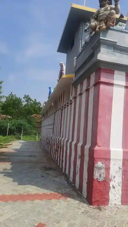 Arulmigu Muthu Mariamman Temple, Valaiyapoonkulam - 623605 அருள்மிகு. முத்துமாரியம்மன் திருக்கோயில், Valaiyapoonkulam - 623605, Ramanathapuram - Ancient Temple Architecture and History Image 2