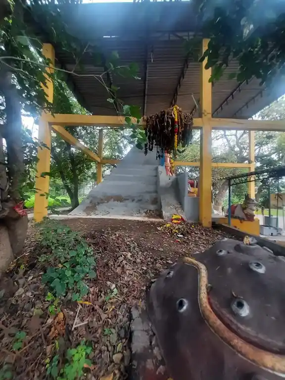 Arulmigu Muthu Muniyappan Temple, Navappatti - 636452 அருள்மிகு முத்து முனியப்பன் திருக்கோயில், நவாப்பட்டி - 636452, Salem - Ancient Temple Architecture and History Image 7