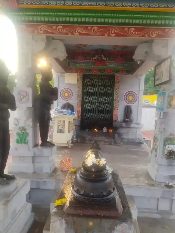 Arulmigu Muthu Vinayagar Temple, Thenkarai - 630207