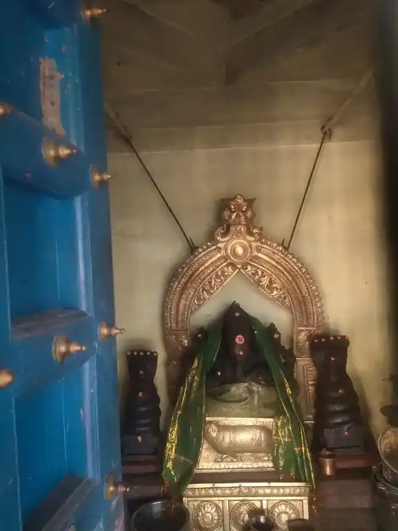 Arulmigu Muthu Vinayagar Temple, Thenkarai - 630207 அருள்மிகு. முத்து விநாயகர் திருக்கோயில், Thenkarai - 630207, Sivagangai - Ancient Temple Architecture and History Image 4