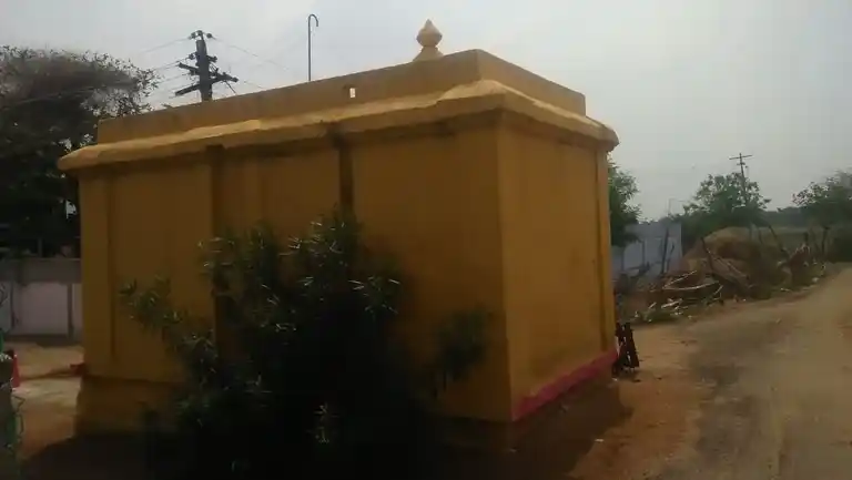 Arulmigu Muthu Vinayagar Temple, Veerazhaperunselvi, Veerazhaperunselvi - 627007 அருள்மிகு முத்து விநாயகர் திருக்கோயில், வீரப்பெருஞ்செல்வி, வீரப்பெருஞ்செல்வி - 627007, Tirunelveli - Ancient Temple Architecture and History Image 5