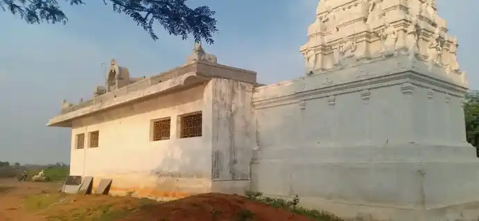 Arulmigu Muthukadampayi Amman Temple, Puthupatti - 613602 அருள்மிகு கடம்பாயி அம்மன் திருக்கோயில், Puthupatti - 613602, Thanjavur - Ancient Temple Architecture and History Image 2