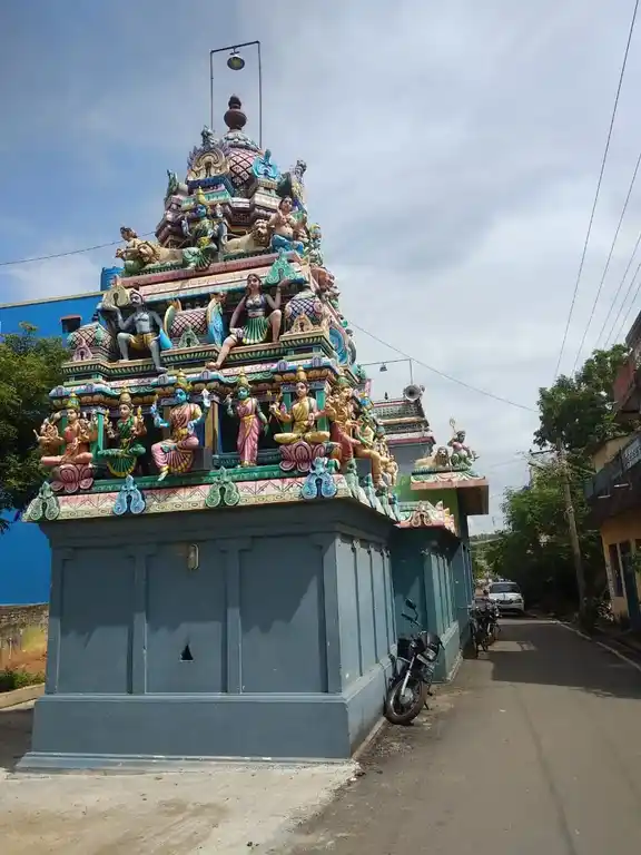 Arulmigu Muthumaariyamman Temple, Chinnakottakuppam - 605104 அருள்மிகு முத்துமாரியம்மன் திருக்கோயில், Chinnakottakuppam - 605104, Viluppuram - Ancient Temple Architecture and History Image 3