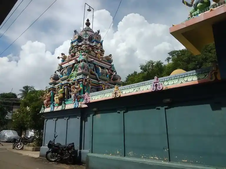 Arulmigu Muthumaariyamman Temple, Chinnakottakuppam - 605104 அருள்மிகு முத்துமாரியம்மன் திருக்கோயில், Chinnakottakuppam - 605104, Viluppuram - Ancient Temple Architecture and History Image 4
