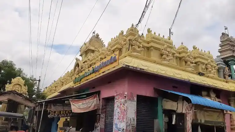 Arulmigu Muthumaariyamman Temple, East Pondy Road, Villupuram Nagar., Villupuram - 605602 அருள்மிகு முத்துமாரியம்மன் திருக்கோயில், East Pondy Road, Villupuram Nagar., Villupuram - 605602, Viluppuram - Ancient Temple Architecture and History Image 3