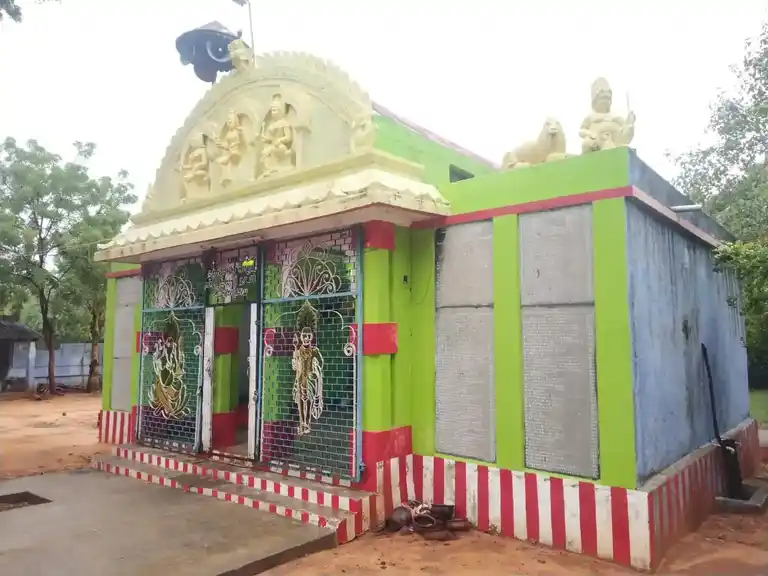Arulmigu Muthumalaiamman Temple, Kannadivilai - 628802 அருள்மிகு முத்துமாலையம்மன் திருக்கோயில், Kannadivilai - 628802, Thoothukudi - Ancient Temple Architecture and History Image 3