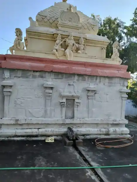 Arulmigu Muthumandaba Iyyanaar Temple, Kiliyanur - 604102 அருள்மிகு முத்துமண்டப அய்யனார் திருக்கோயில், Kiliyanur - 604102, Viluppuram - Ancient Temple Architecture and History Image 4