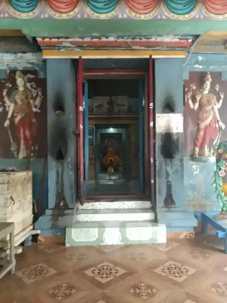 Arulmigu Muthumariamman Temple, Karaikadu - 607003 அருள்மிகு முத்துமாரியம்மன் திருக்கோயில், Karaikadu - 607003, Cuddalore - Ancient Temple Architecture and History Image 5