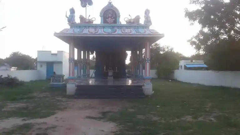 Arulmigu Muthumariamman Temple, Kodanur - 623404 அருள்மிகு முத்து மாரியம்மன் திருக்கோயில், Kodanur - 623404, Ramanathapuram - Ancient Temple Architecture and History Image 4