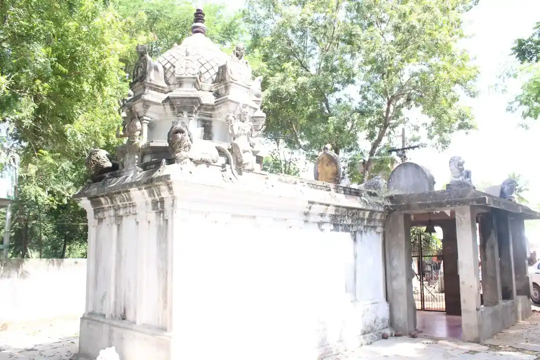 Arulmigu Muthumariamman Temple, Kottur - 609804 அருள்மிகு முத்துமாரியம்மன் திருக்கோயில், Kottur - 609804, Thanjavur - Ancient Temple Architecture and History Image 5