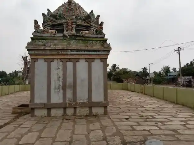 Arulmigu Muthumariamman Temple, Kovilur, Alangudi Taluk - 622301 அருள்மிகு முத்துமாரியம்மன் திருக்கோயில், கோவிலூர், ஆலங்குடி வட்டம் - 622301, Pudukkottai - Ancient Temple Architecture and History Image 6
