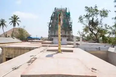 Arulmigu Muthumariamman Temple, Narthamalai, Kulathur Taluk - 622101 அருள்மிகு முத்துமாரியம்மன் திருக்கோயில், நார்த்தாமலை, குளத்தூர் வட்டம் - 622101, Pudukkottai - Ancient Temple Architecture and History Image 5