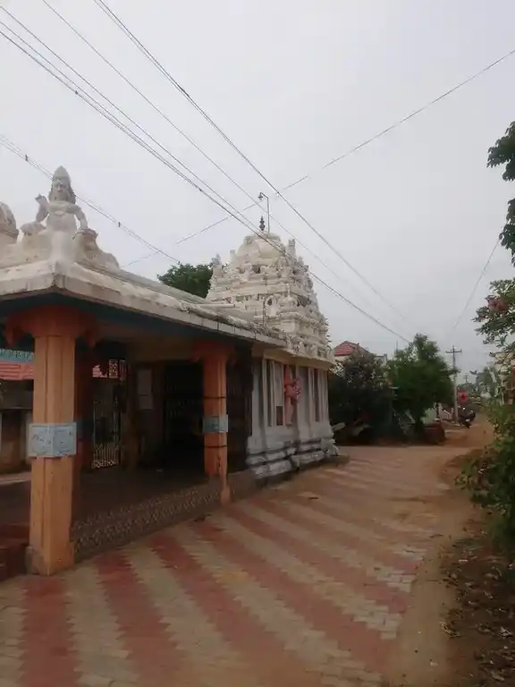 Arulmigu Muthumariamman Temple, Parampakkudi - 630311 அருள்மிகு முத்துமாரியம்மன் திருக்கோயில், Parampakkudi - 630311, Sivagangai - Ancient Temple Architecture and History Image 2