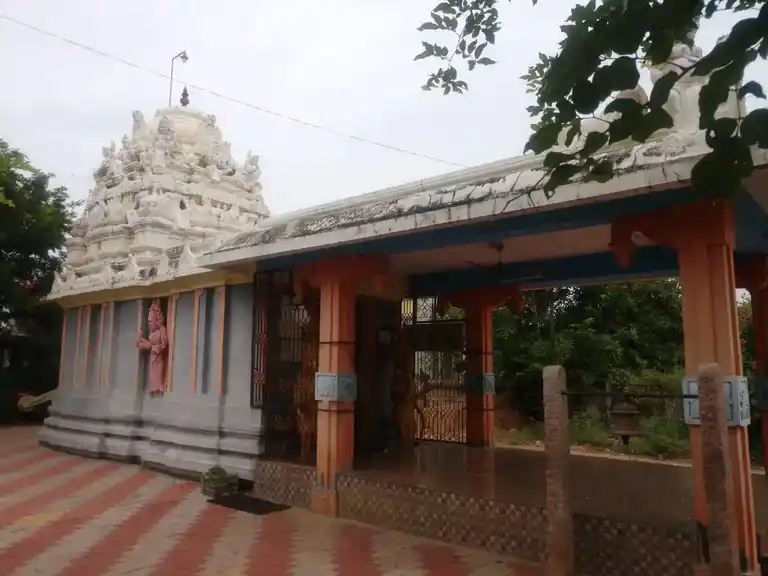 Arulmigu Muthumariamman Temple, Parampakkudi - 630311 அருள்மிகு முத்துமாரியம்மன் திருக்கோயில், Parampakkudi - 630311, Sivagangai - Ancient Temple Architecture and History Image 4