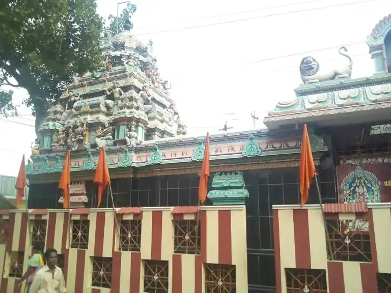 Arulmigu Muthumariamman Temple, Sarpanamedu - 632001 அருள்மிகு முத்துமாரியம்மன் திருக்கோயில், சர்பணமேடு - 632001, Vellore - Ancient Temple Architecture and History Image 2