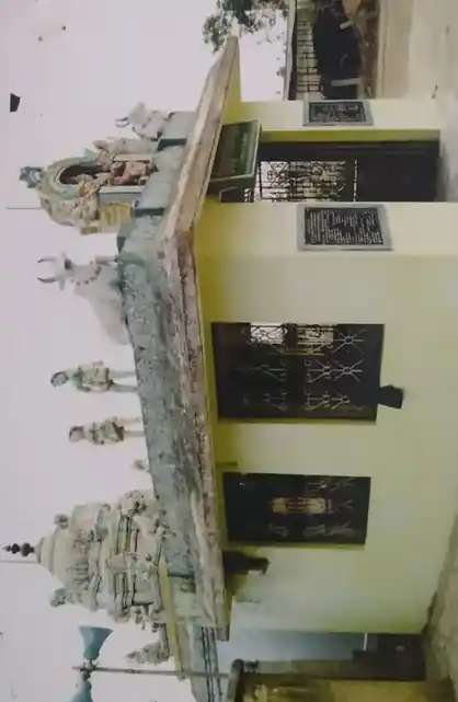 Arulmigu Muthumariamman Temple, Saveriyarpattinam, Saveriyarpattinam - 623703 அருள்மிகு முத்துமாரியம்ம்ன் திருக்கோயில், Saveriyarpattinam, Saveriyarpattinam - 623703, Ramanathapuram - Ancient Temple Architecture and History Image 2