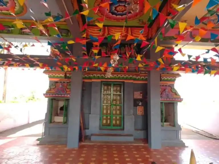 Arulmigu Muthumariamman Temple, Surakuppam - 607106 Arulmigu Muthumariamman Temple, Surakuppam - 607106, Cuddalore - Ancient Temple Architecture and History Image 4