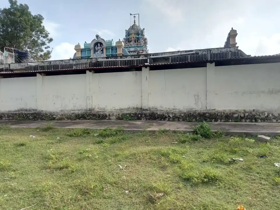 Arulmigu Muthumariamman Temple, Thennankudi, Kulathur Taluk - 622203 அருள்மிகு முத்துமாரியம்மன் திருக்கோயில், தென்னங்குடி, குளத்தூர் வட்டம் - 622203, Pudukkottai - Ancient Temple Architecture and History Image 3