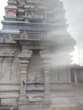 Arulmigu Muthumariamman Temple, Vaithikovil, Kulathur Taluk - 622203 அருள்மிகு முத்துமாரியம்மன் திருக்கோயில், வைத்திக்கோயில், குளத்தூர் வட்டம் - 622203, Pudukkottai - Ancient Temple Architecture and History Image 3