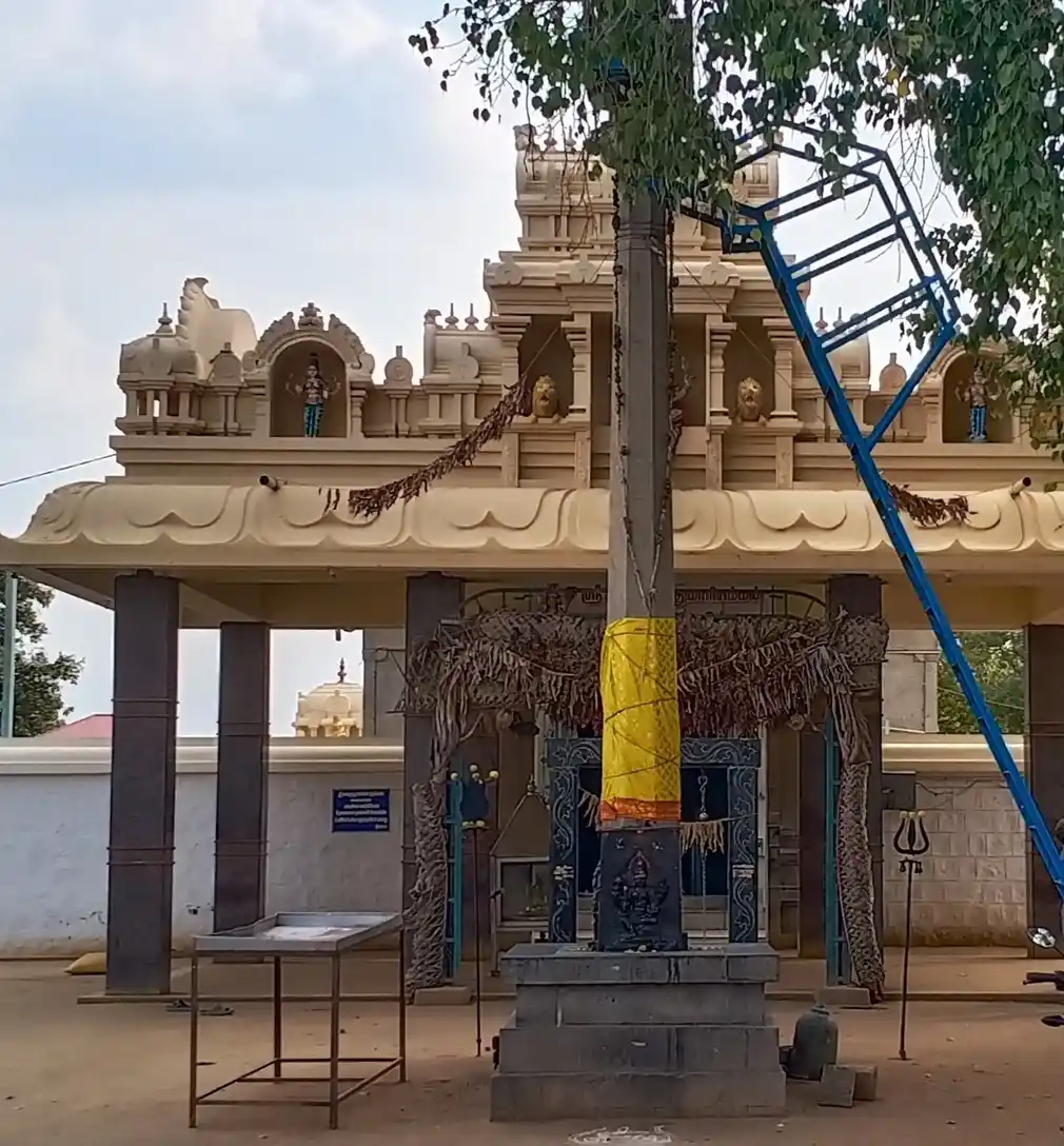Arulmigu Muthumariamman Temple, Vallakundapuram - 624616 அருள்மிகு முத்துமாரியம்மன் திருக்கோயில், Vallakundapuram - 624616, Dindigul - Ancient Temple Architecture and History Image 4
